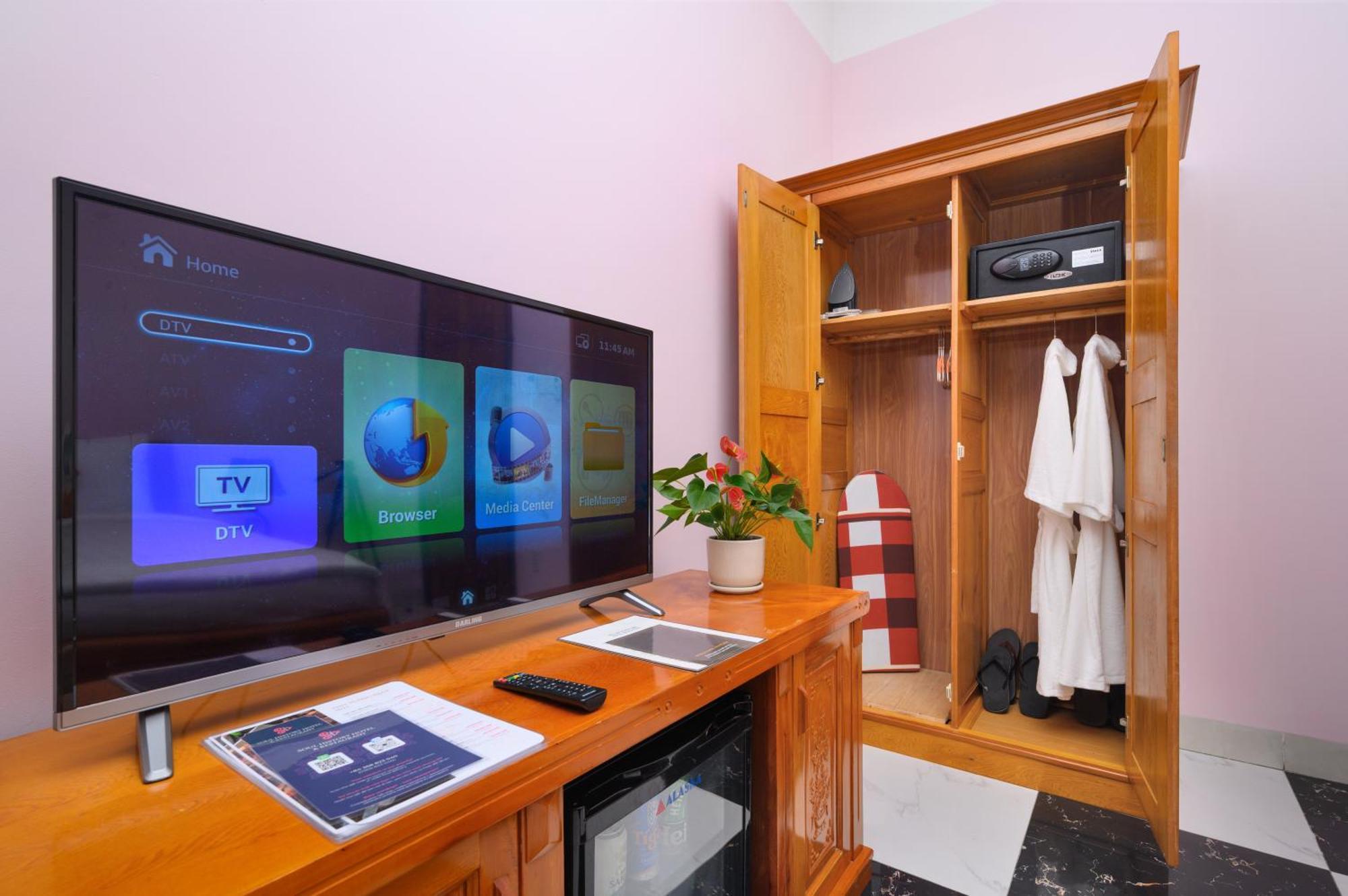 Luxy Park Hotel - Phu Quoc Centre Екстер'єр фото