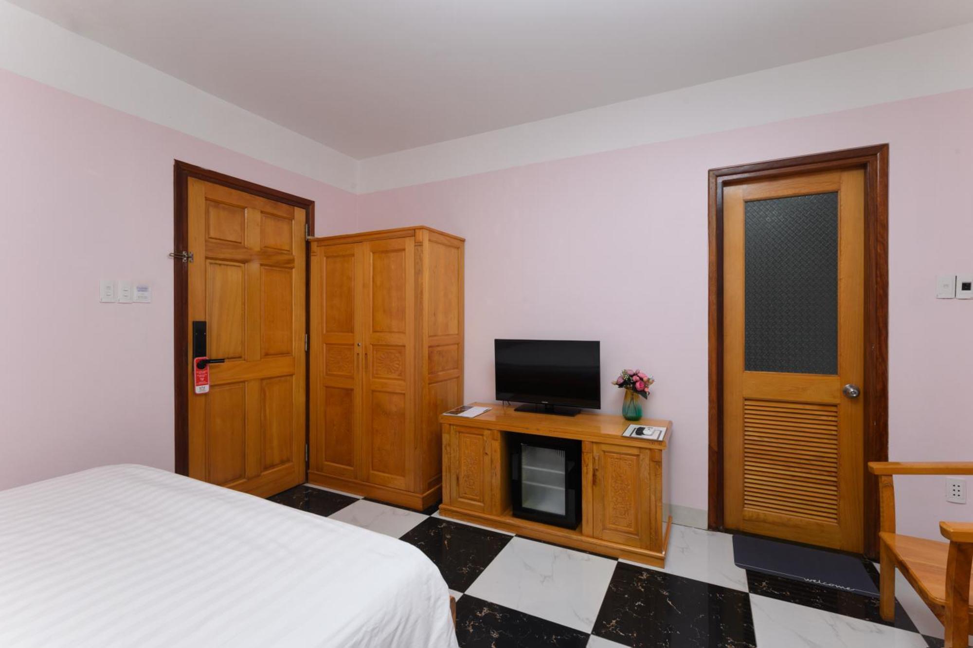 Luxy Park Hotel - Phu Quoc Centre Екстер'єр фото