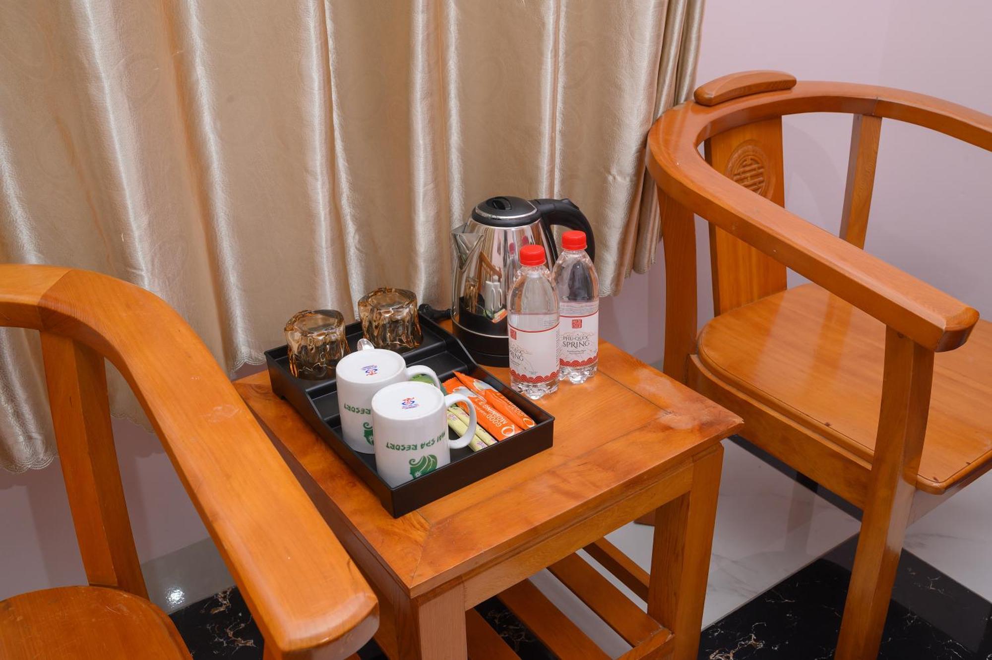 Luxy Park Hotel - Phu Quoc Centre Екстер'єр фото